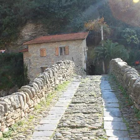 Casa Baciccia Apartman Badalucco