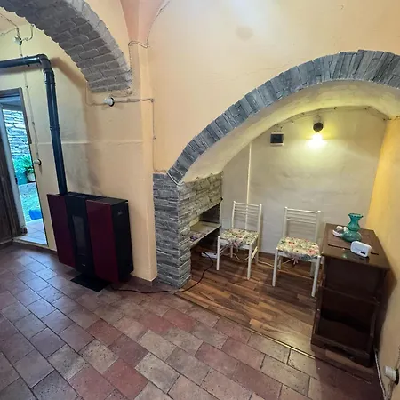 Casa Baciccia Apartman Badalucco